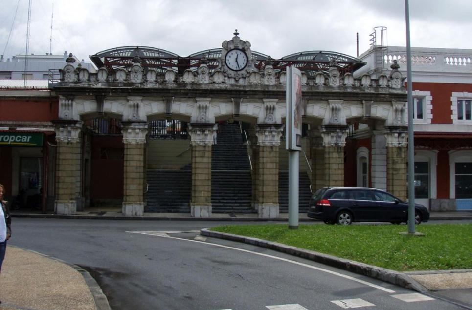 Big 4 Rooms In A Centric Home Parking Included San Sebastian Bagian luar foto