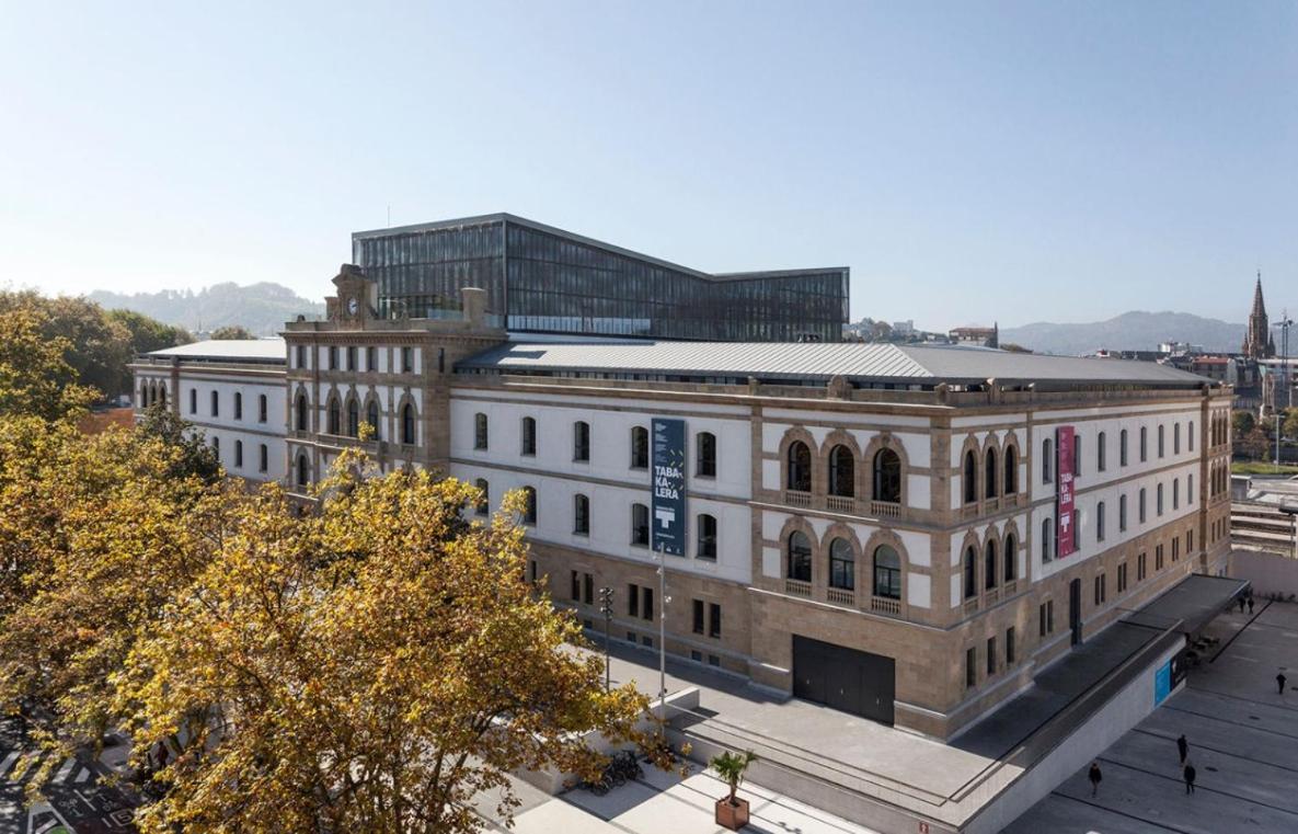 Big 4 Rooms In A Centric Home Parking Included San Sebastian Bagian luar foto